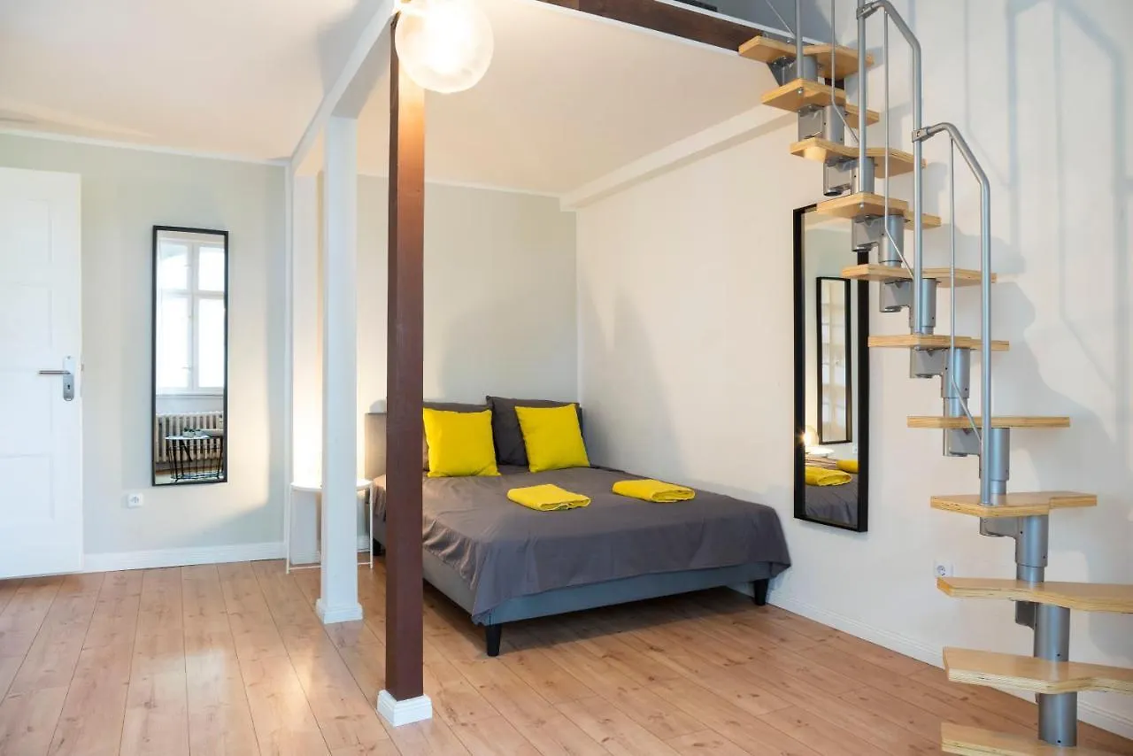 Spacious&Stylish Loft Bed Apartment +S-Bahn access Berlin 0*,